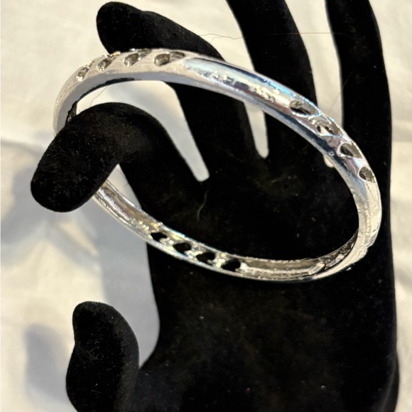 Silver Heart Bangle Bracelet - Picture 2 of 3